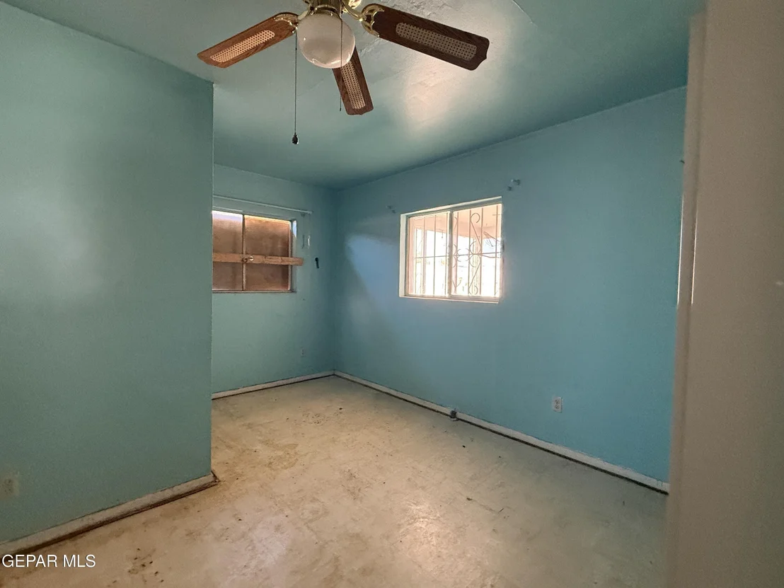 Photo of 5609 VENEZUELA Road