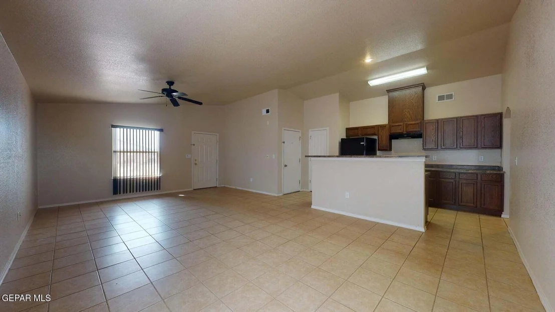 Photo of 10445 SILVERCLOUD Drive