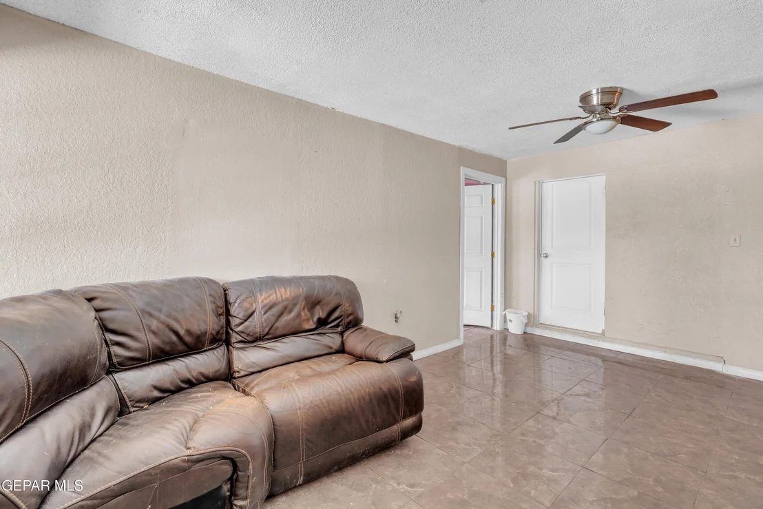 Photo of 240 PRINCETON Way
