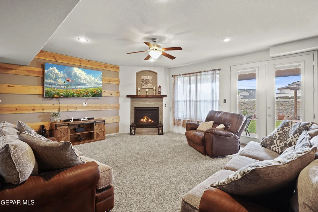 Photo of 5017 MOON RANCH Lane