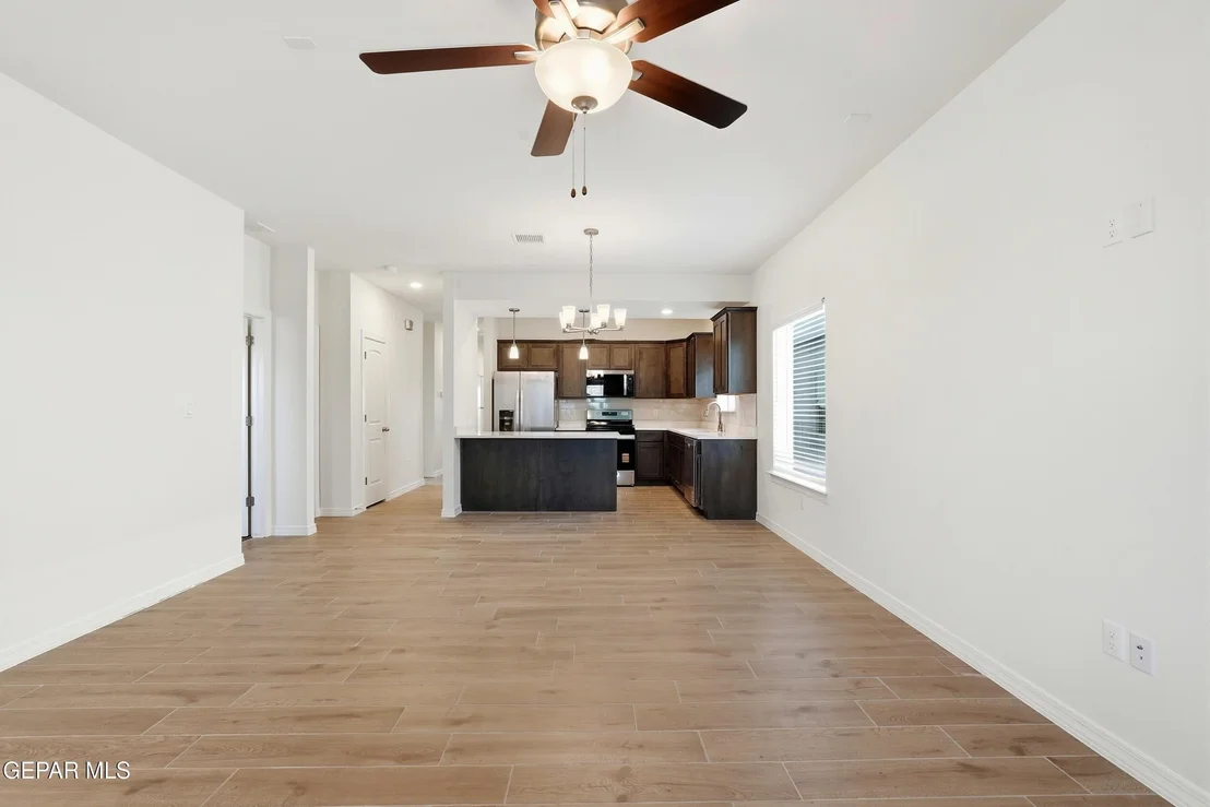 Photo of 3764 Model Lane