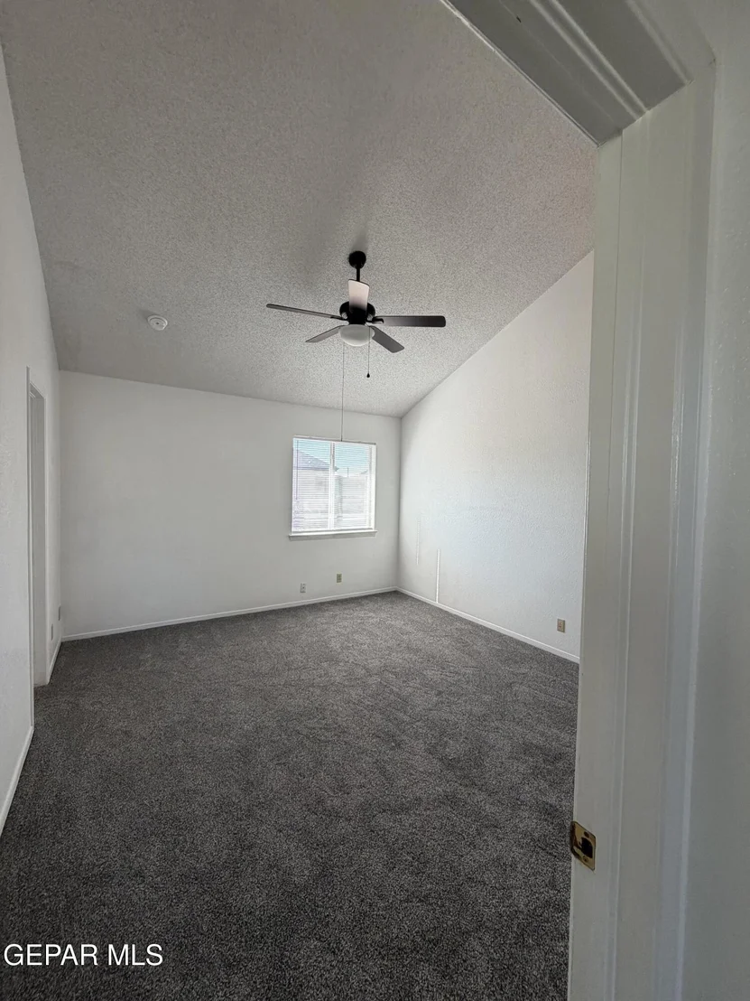 Photo of 905 Mark Wallace Lane