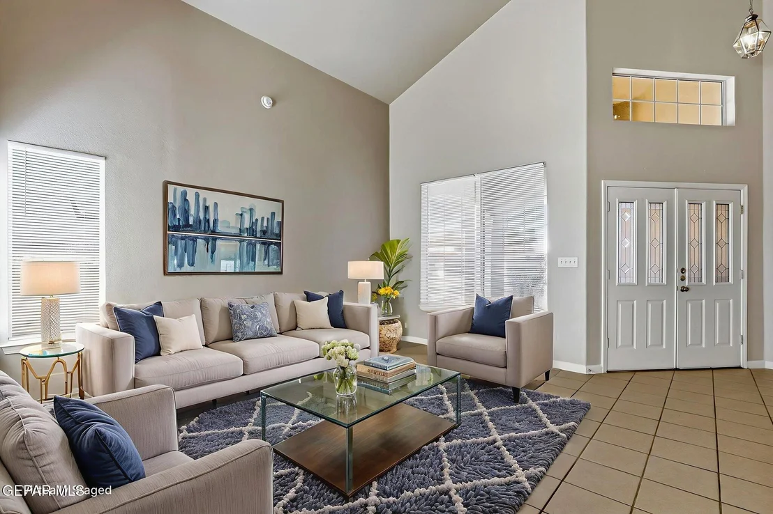 Photo of 800 La Florida Drive