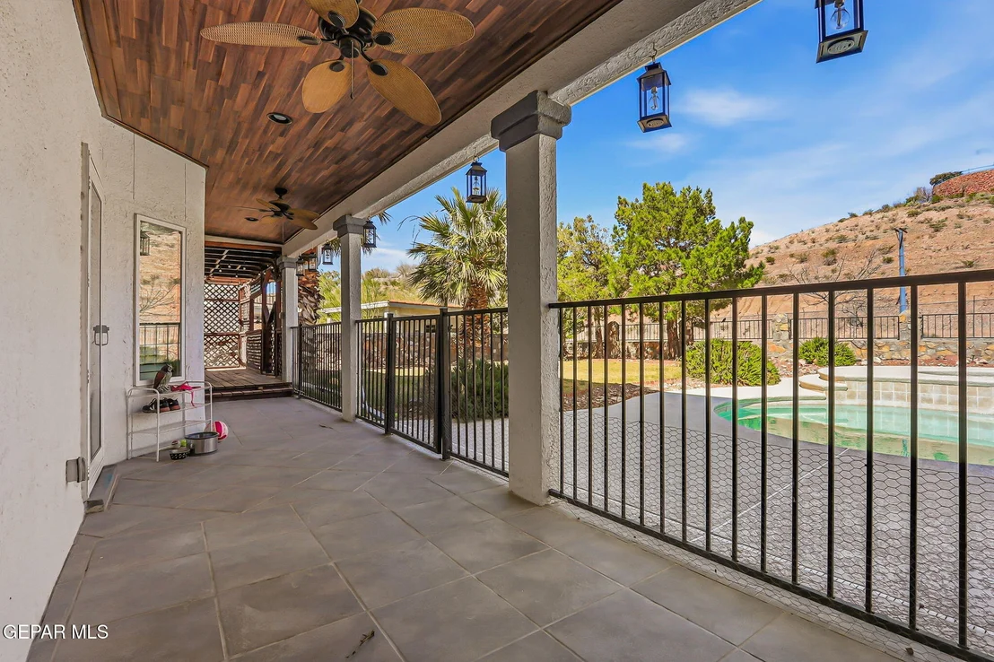 Photo of 6517 ISLA DEL REY Drive