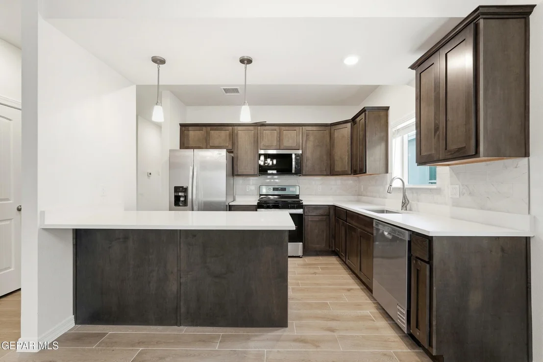 Photo of 3764 Model Lane