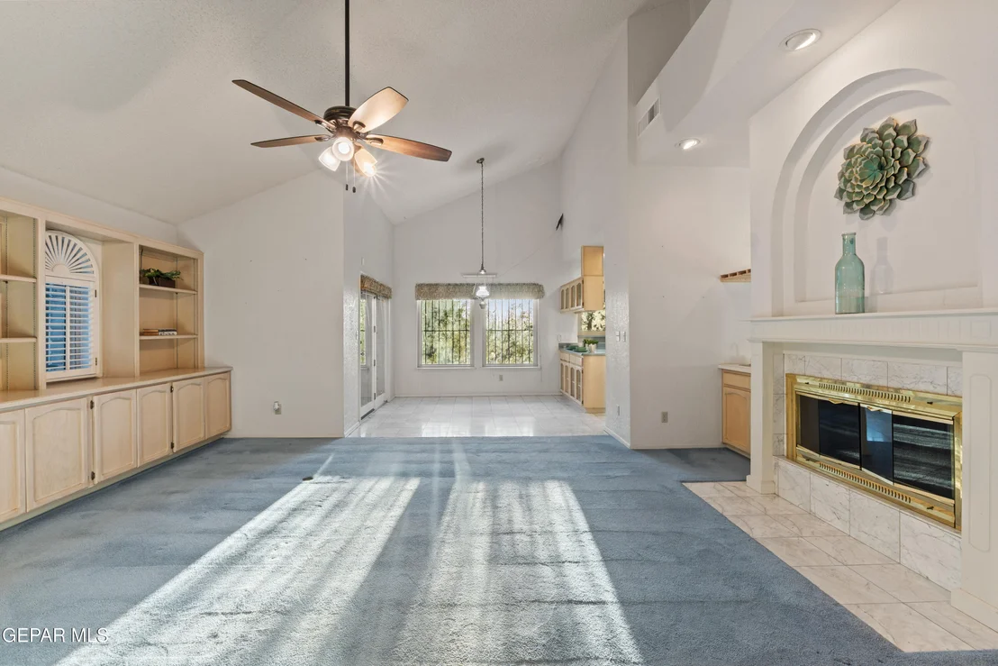 Photo of 401 Sharondale Drive
