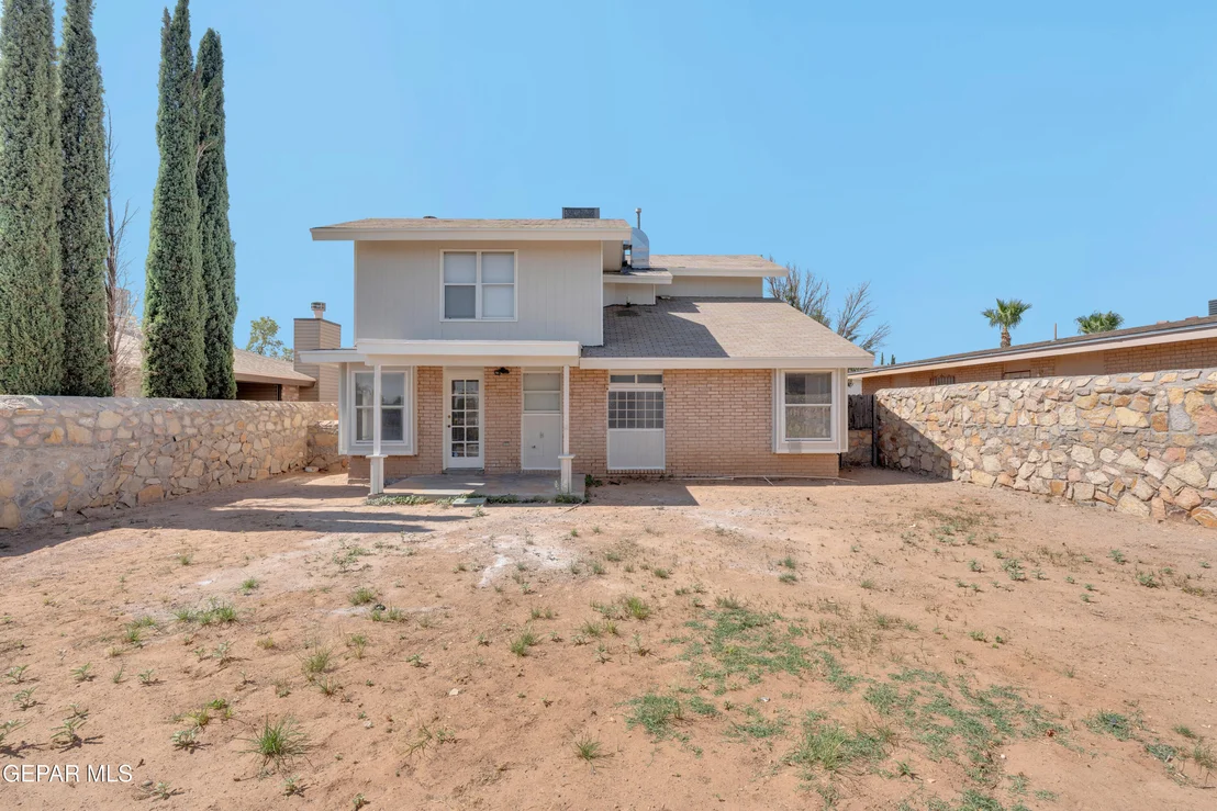 Photo of 5917 CHIPPENDALE Avenue