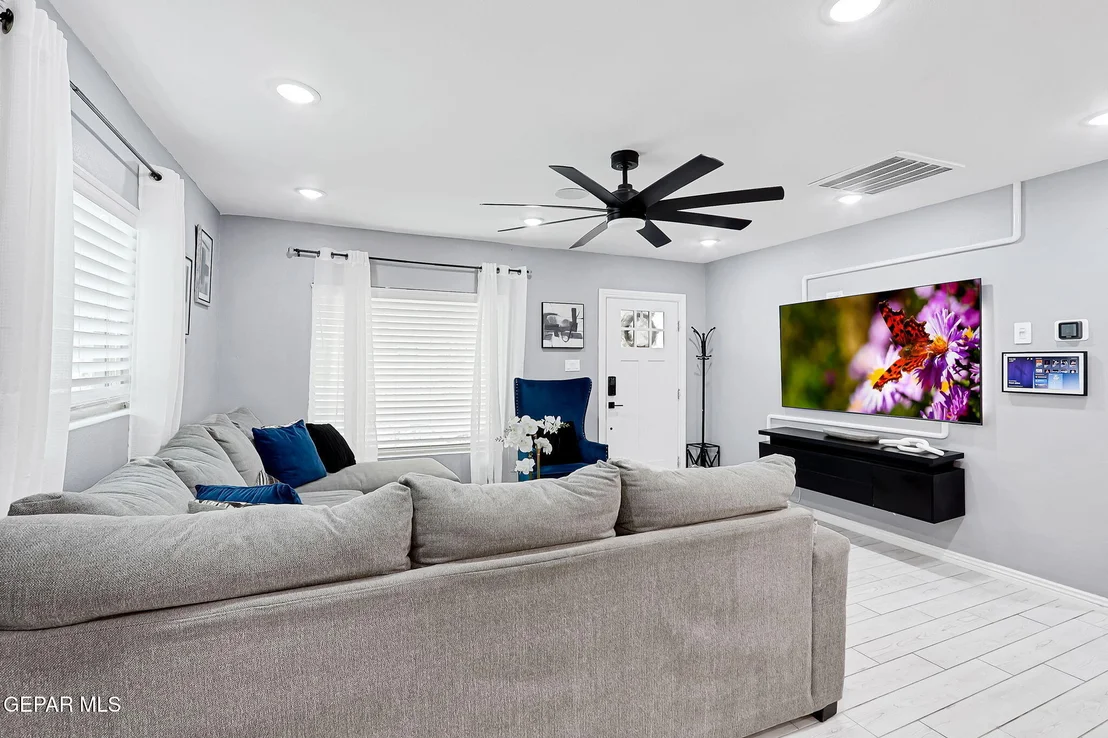 Photo of 7520 Wilcox Drive