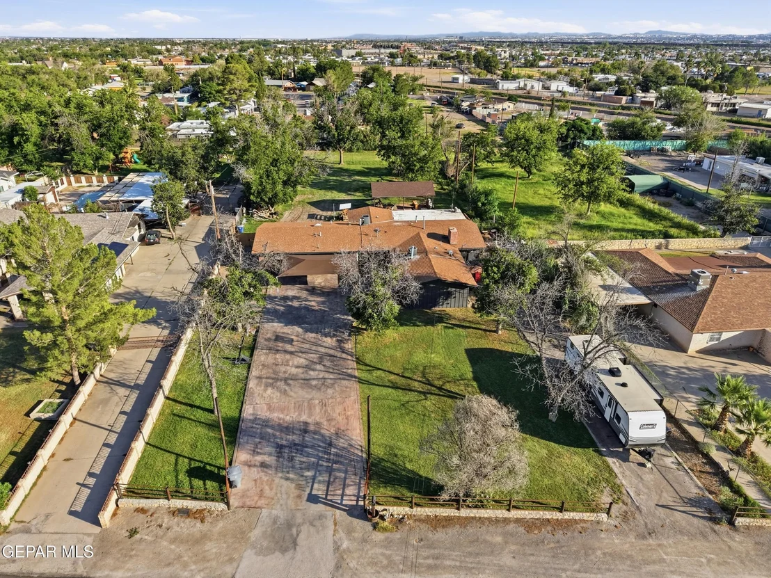 Photo of 216 SMITH Road