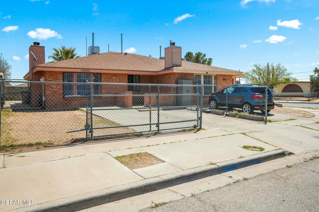 Photo of 10202 Silver Strand Place