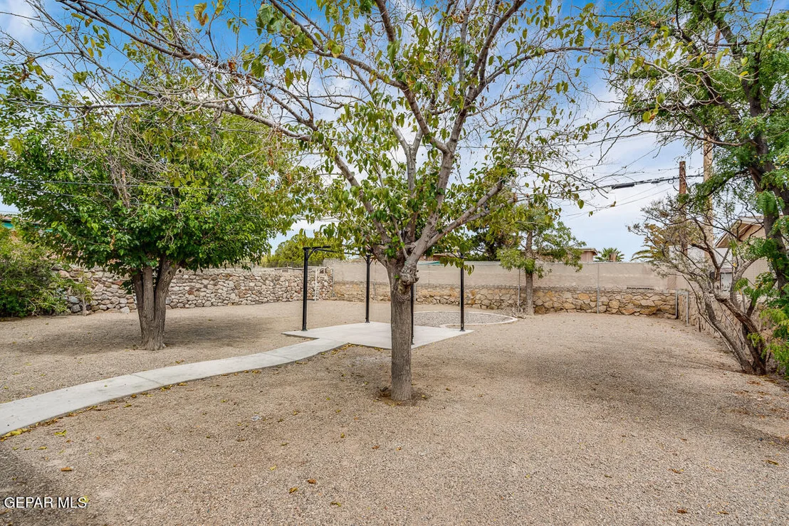 Photo of 6203 Trowbridge Drive