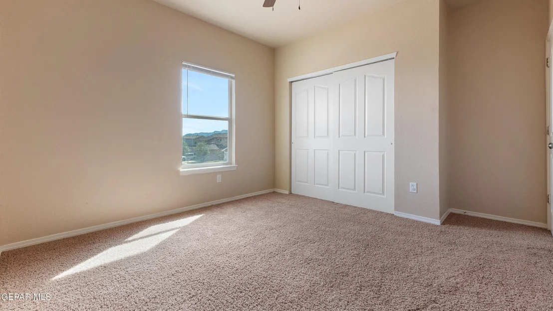 Photo of 5975 REDSTONE RIM Drive