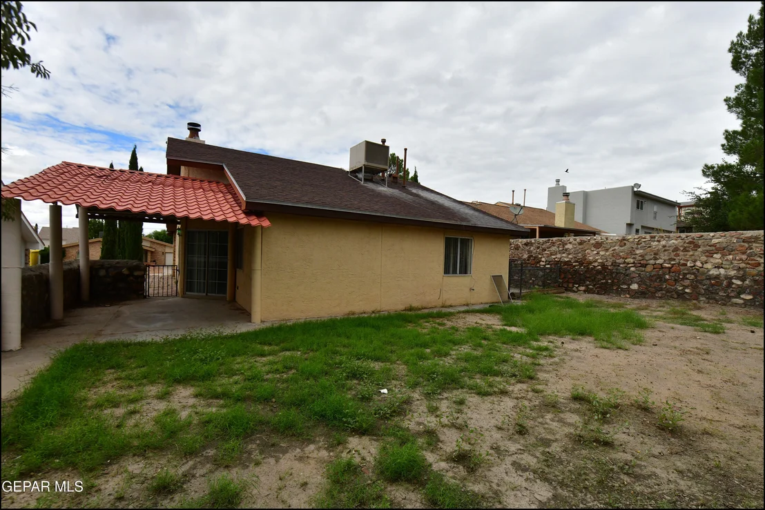 Photo of 208 ARISANO Drive
