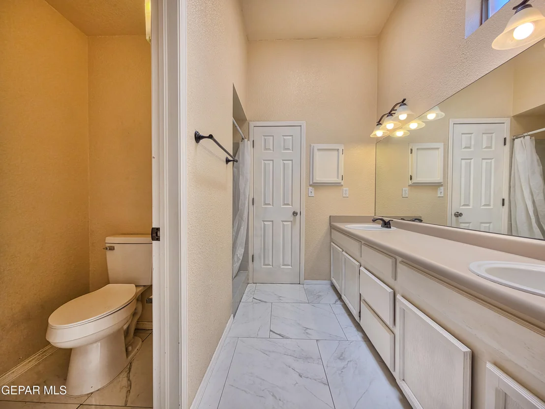 Photo of 12057 AUTUMN GATE Drive