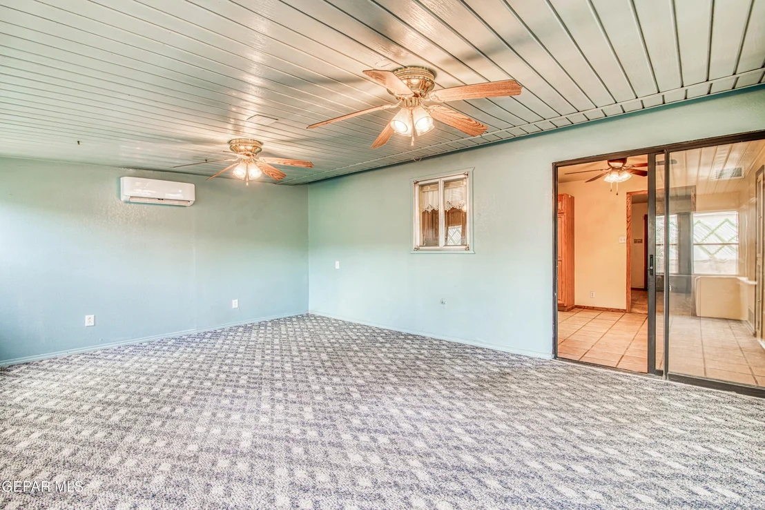 Photo of 5800 NIKE Lane