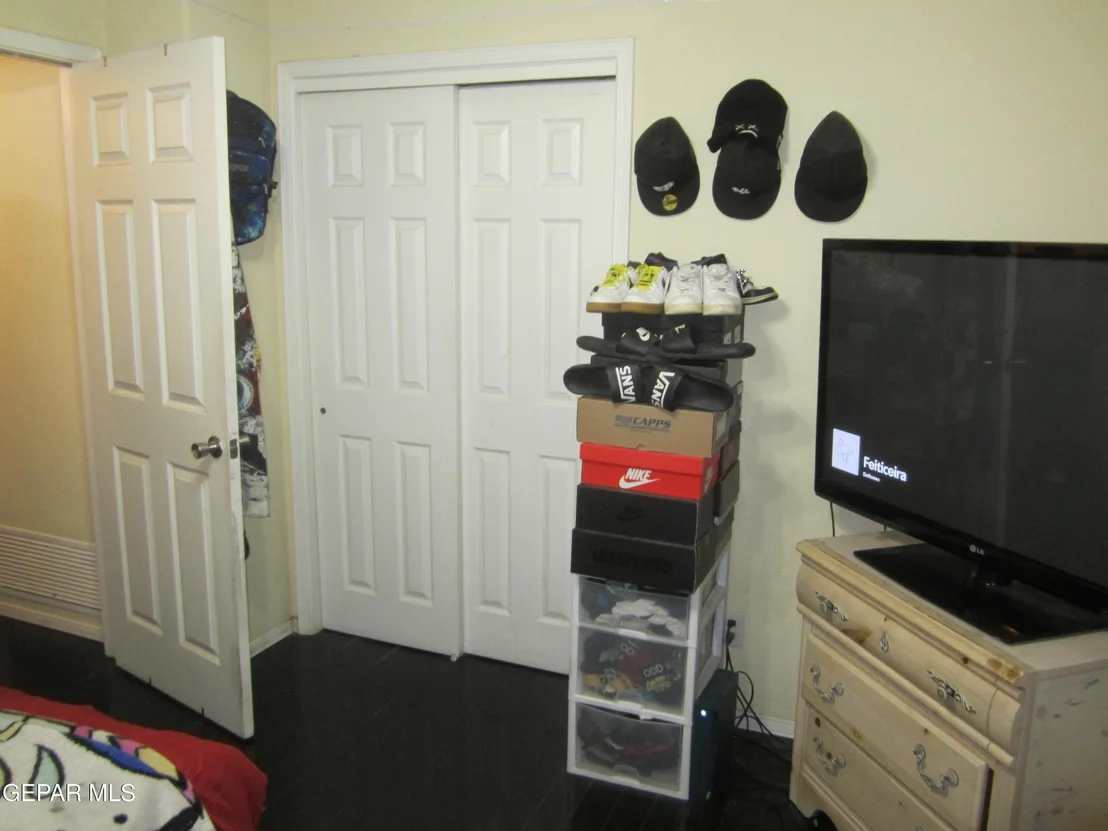 Photo of 7605 Dianjou Drive
