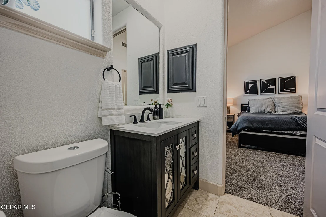 Photo of 6236 FRANKLIN HAWK Avenue