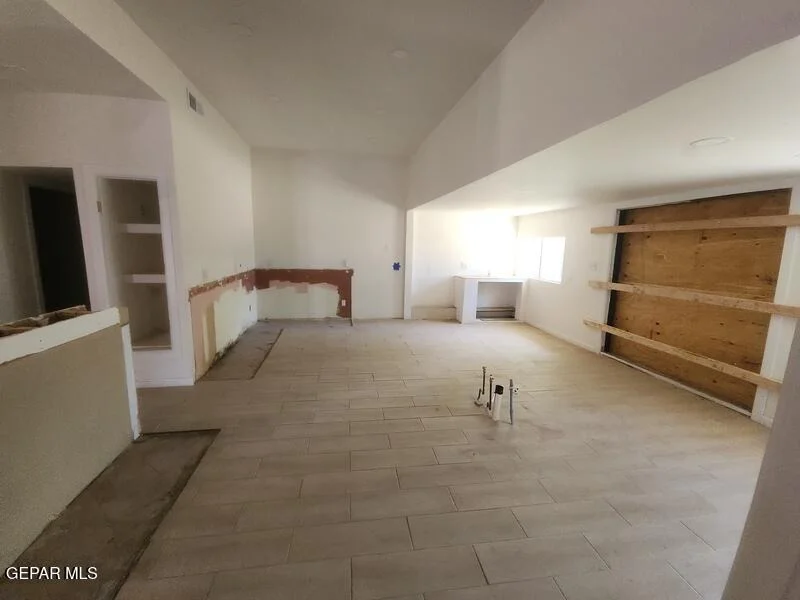 Photo of 129 SERRANIA Drive