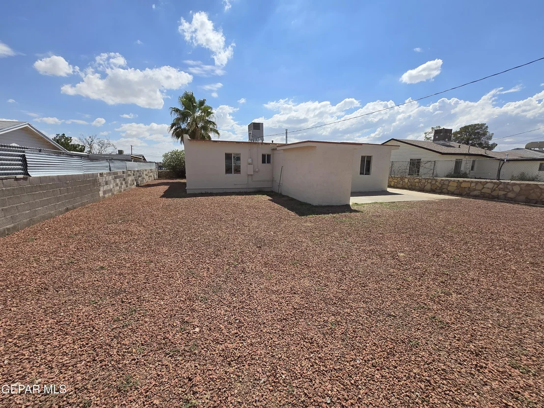Photo of 7609 MONTERREY Drive