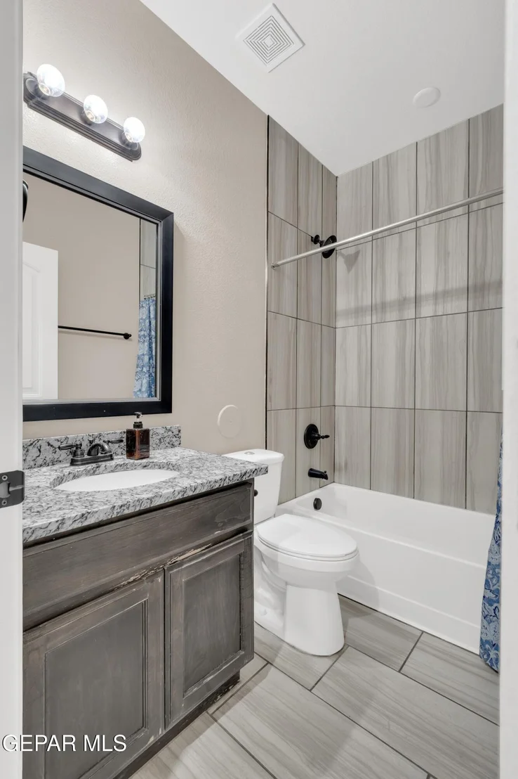 Photo of 3909 Desert Bluff Drive