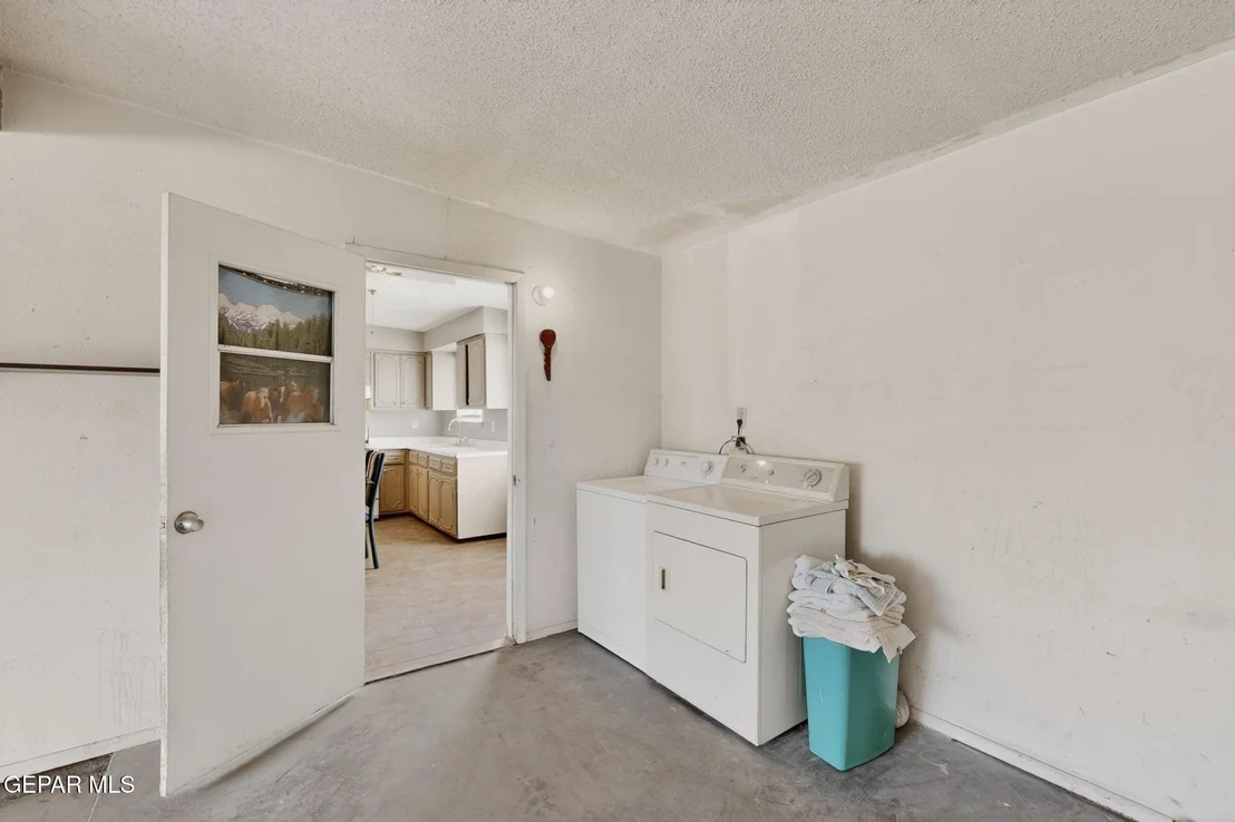 Photo of 917 MARIGOLD Way