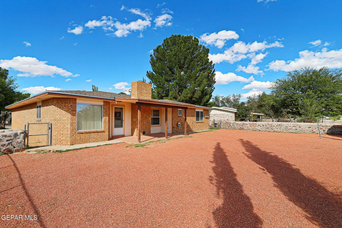 Photo of 124 Serrania Drive