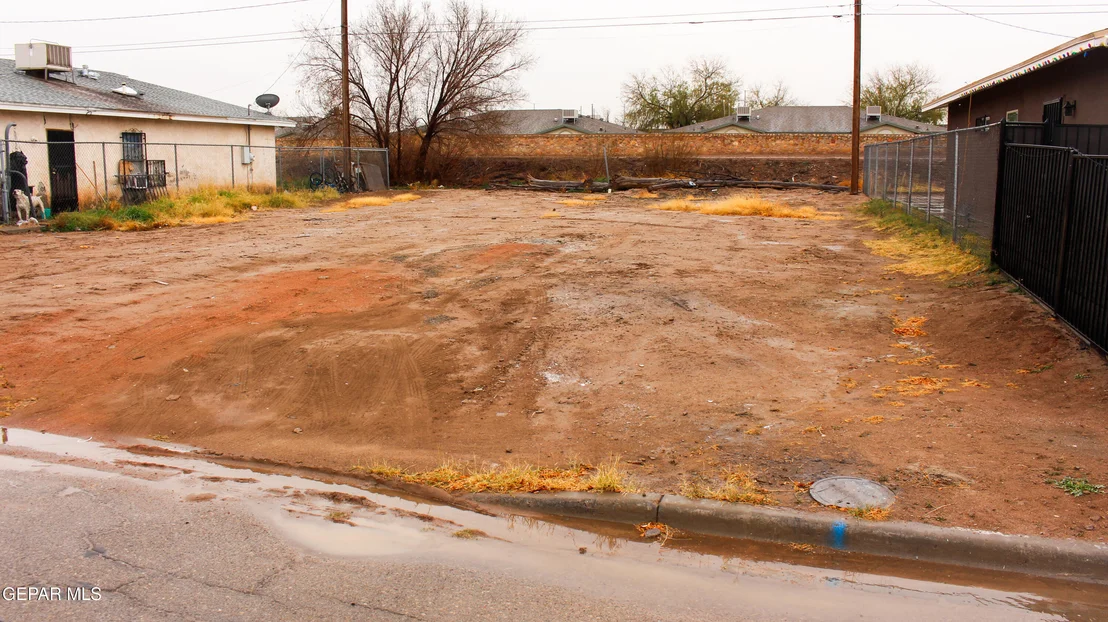 Photo of 8524 VICTOR Lane