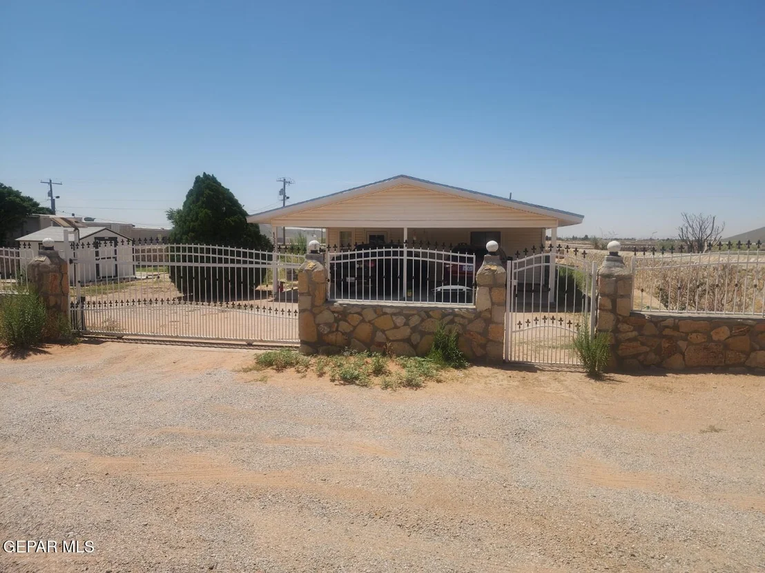 Photo of 15300 Desert Bloom Drive