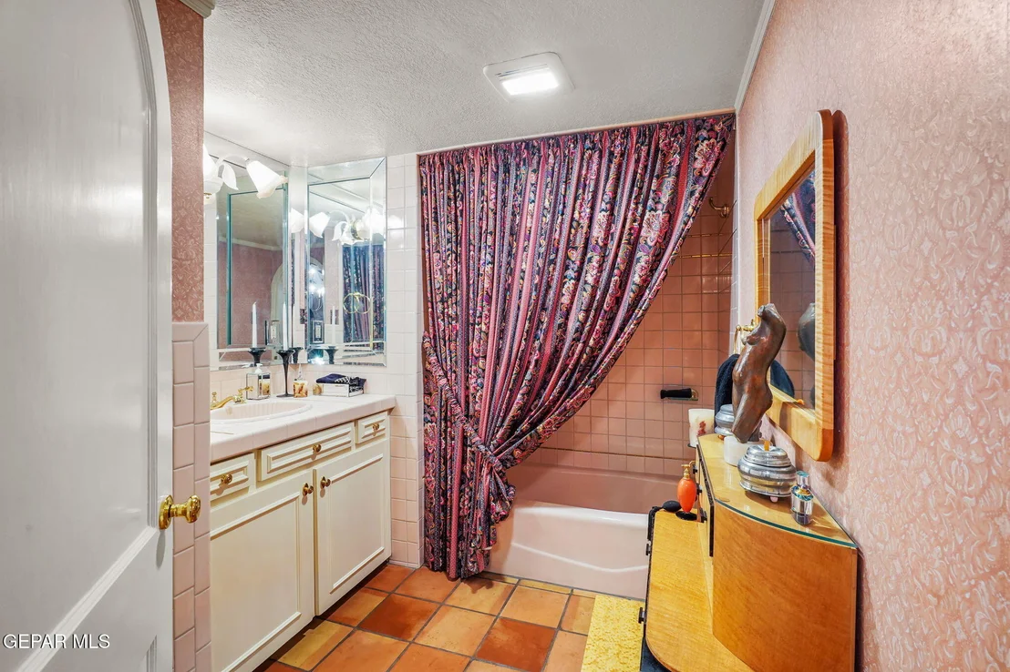Photo of 3009 SILVER Avenue