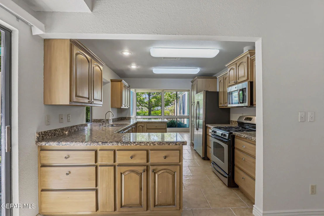 Photo of 1057 LOS JARDINES Circle