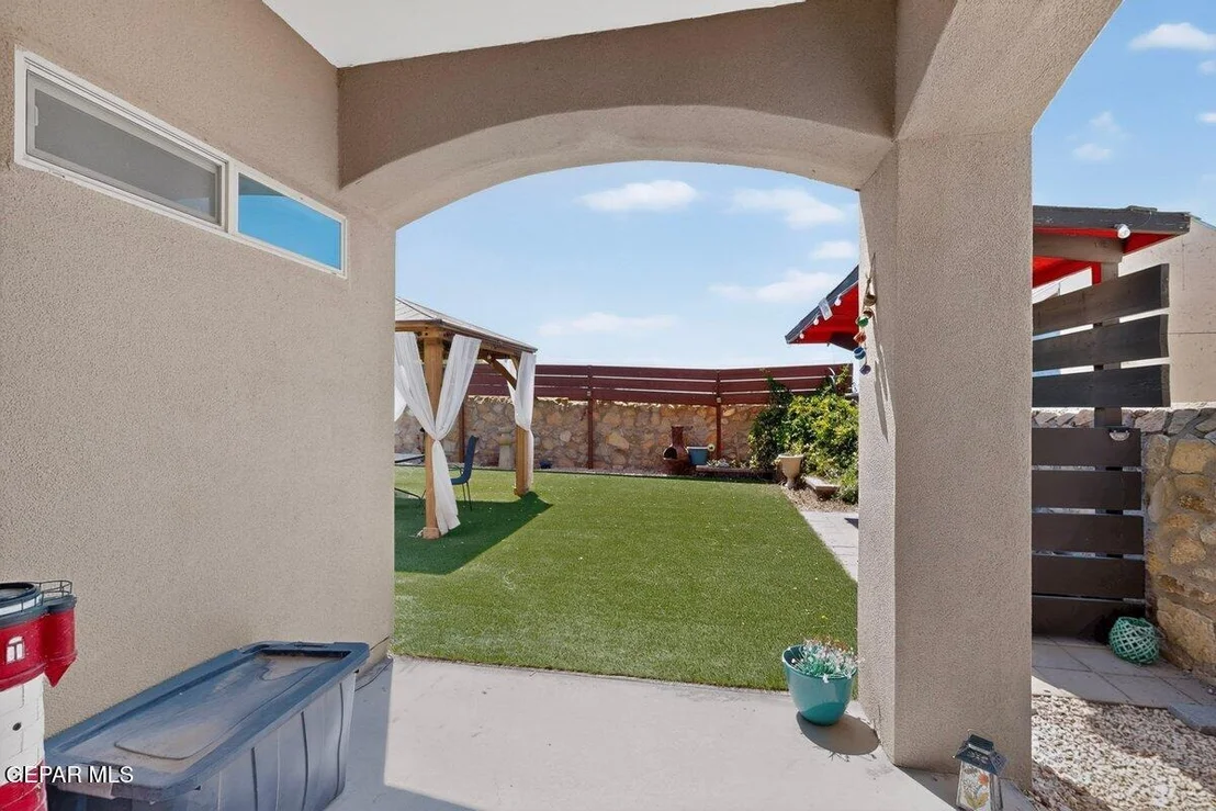 Photo of 14228 FABLED POINT Avenue