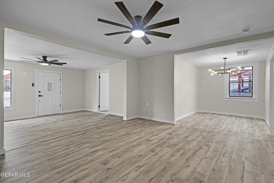 Photo of 124 TOLEDO Place