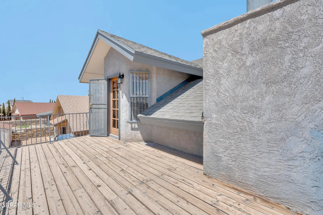 Photo of 12176 JOSE CISNEROS Drive