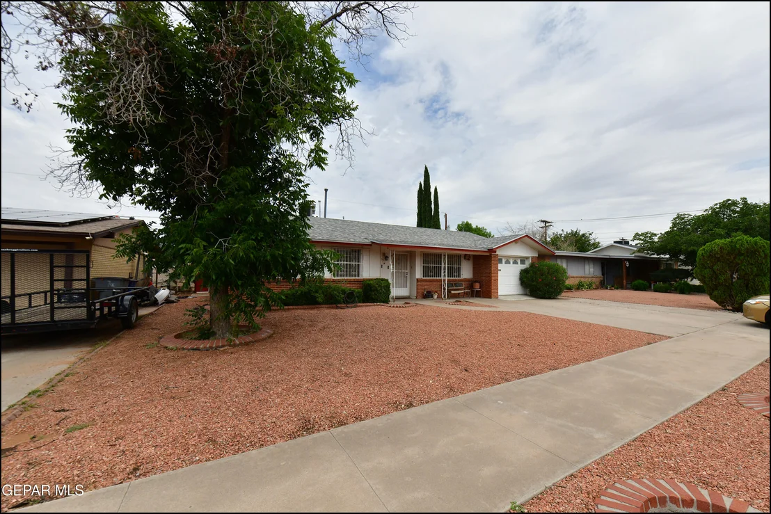 Photo of 10725 SAIGON Drive