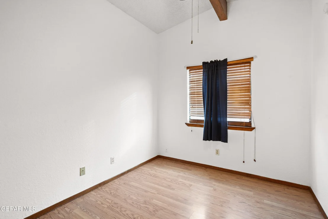 Photo of 1687 DANIELS Lane