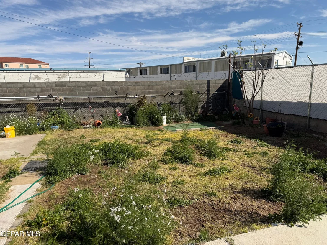 Photo of 1104 CHEYENNE Trail