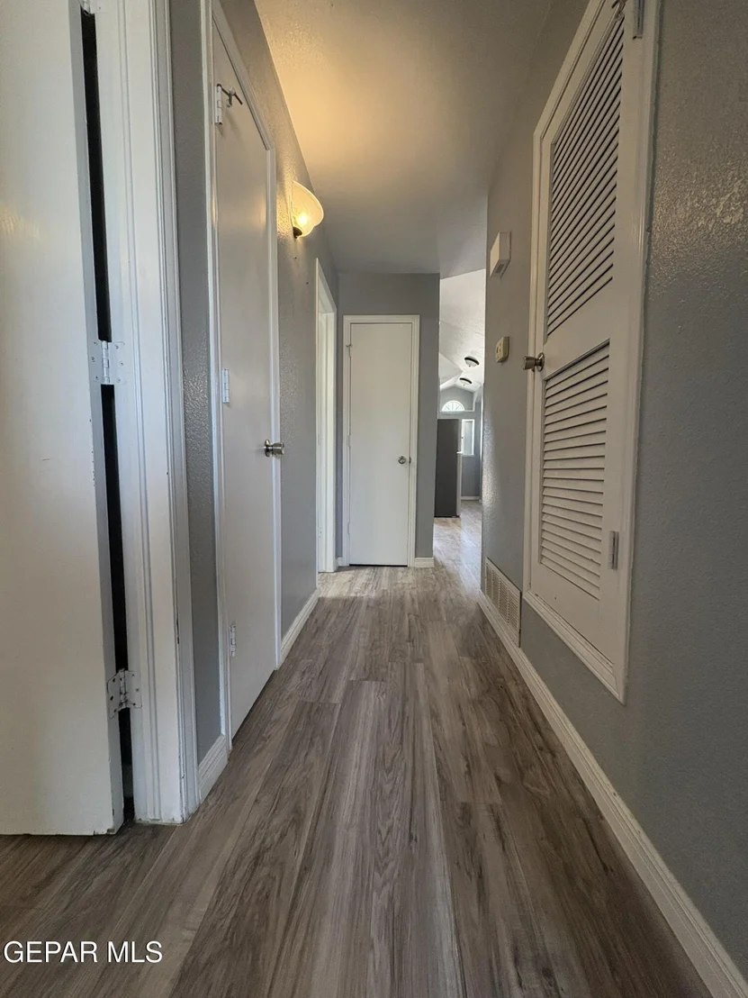 Photo of Unit A at 1550 GREG POWERS Drive