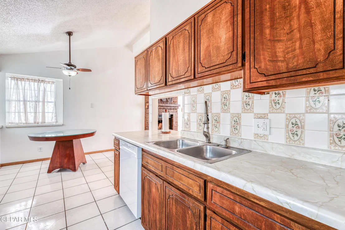 Photo of 11464 BOB MITCHELL Drive