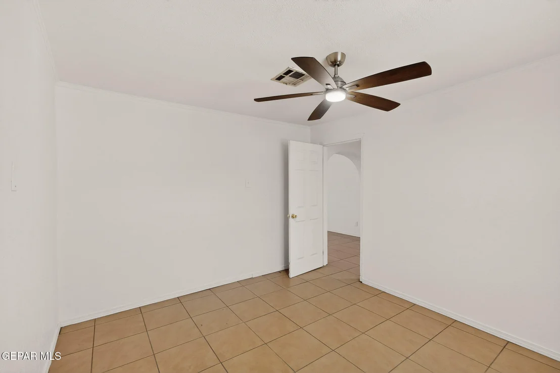 Photo of 766 FREDERICK Road