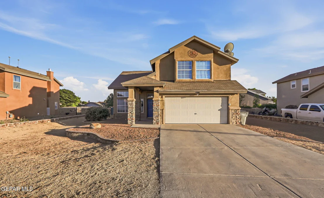 Photo of 680 Sequeiros Court