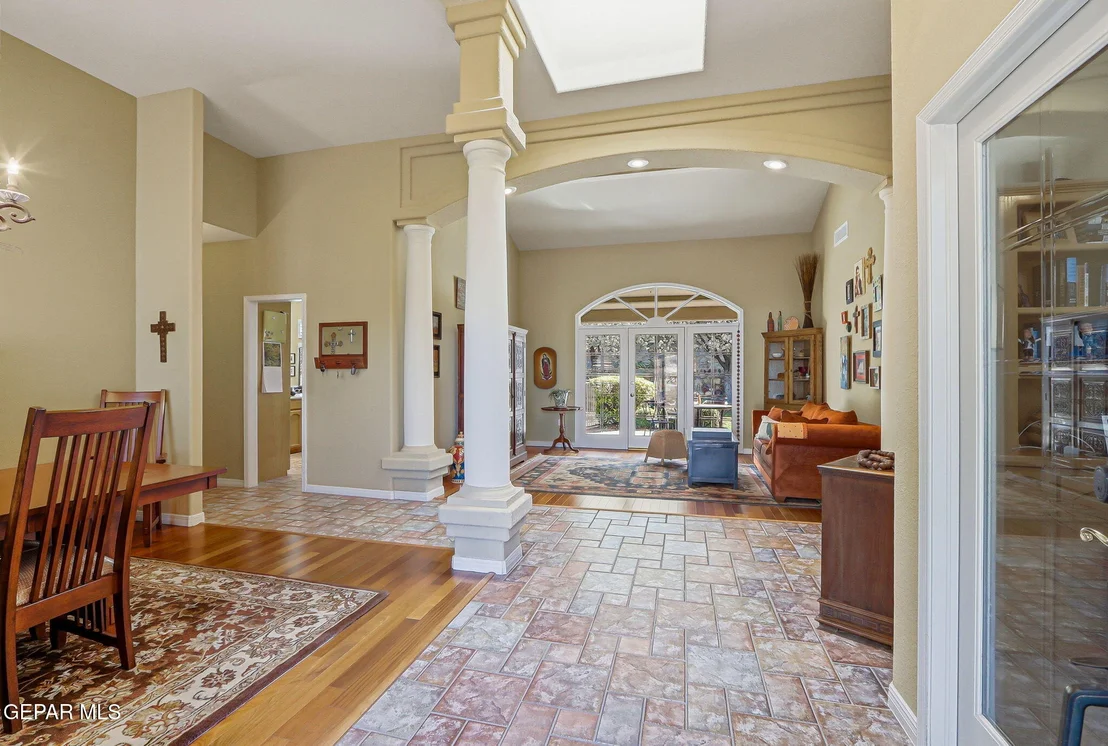 Photo of 1054 Eagle Ridge Drive