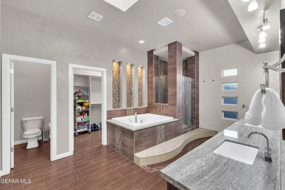 Photo of 1695 OPTIMA Way