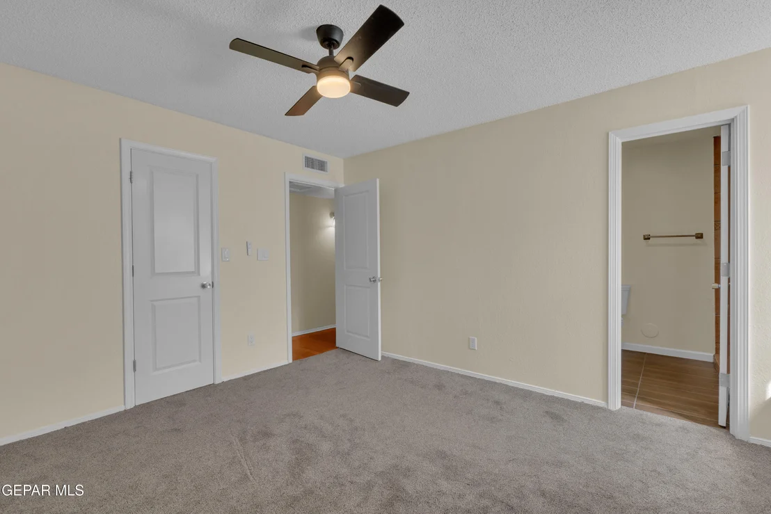 Photo of 625 CRESTA ALTA Drive