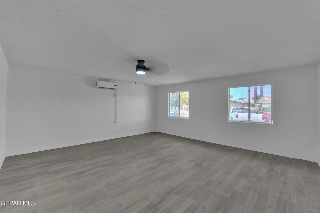 Photo of 9961 DESERT WILLOW Way