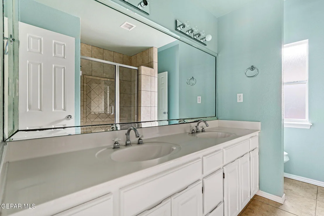 Photo of 5628 BUCKLEY Drive