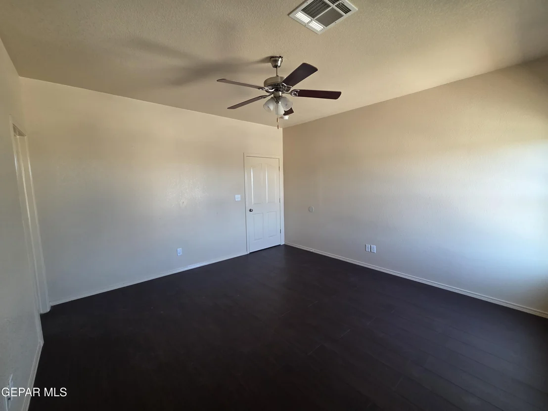 Photo of 10400 SILVERCLOUD Drive