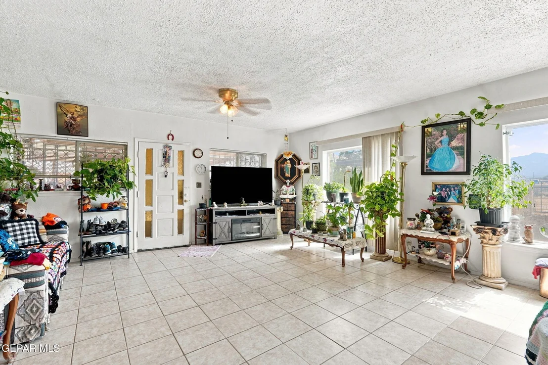 Photo of 8109 Doniphan Drive