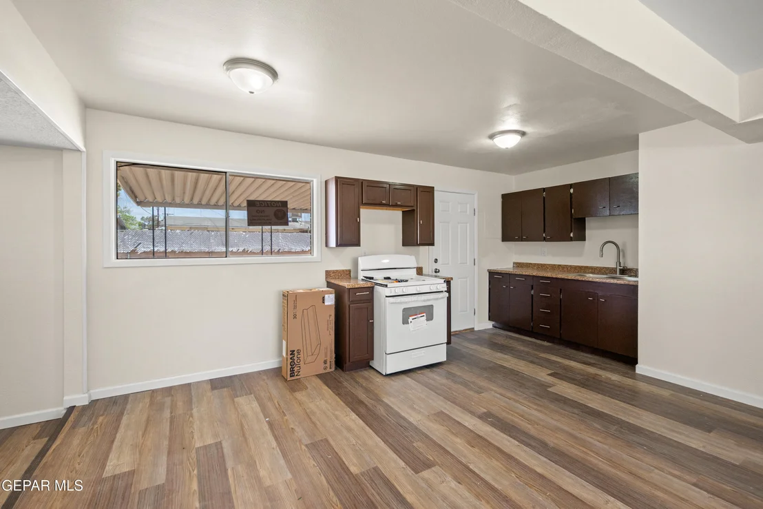 Photo of 9220 RALEIGH Drive