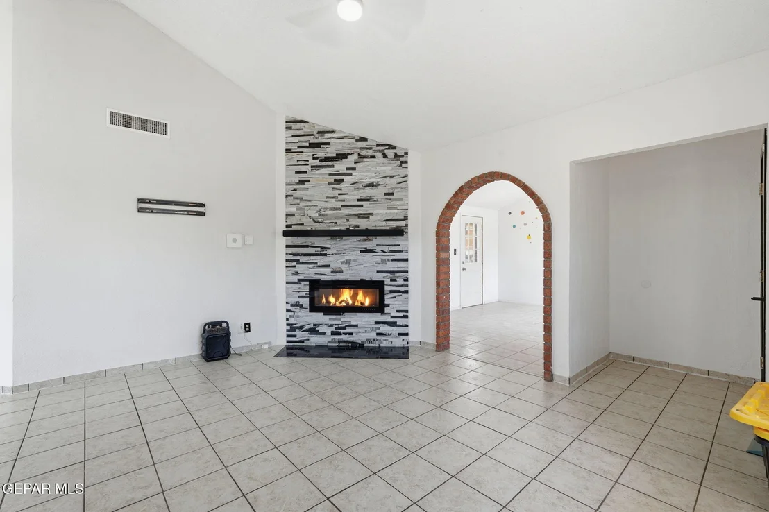 Photo of 10905 DIZZY DEAN Place