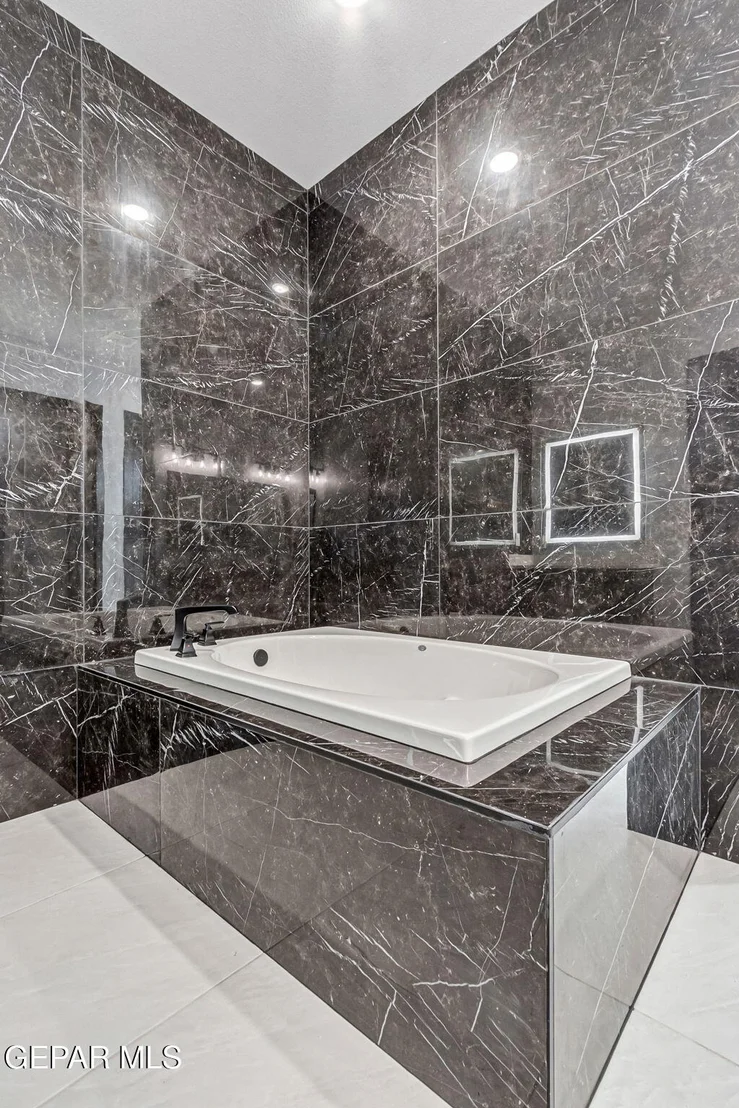 Photo of 6416 CADENCE RIVER Drive